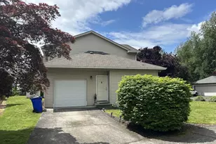 1042-1108 NE Lija Loop, Portland, OR 97211 - Photo 2