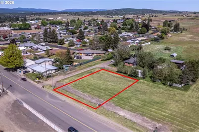 808 S Roosevelt St, Goldendale, WA 98620 - Photo 1