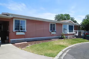 910 Cowl St, Milton-Freewater, OR 97862 - Photo 6