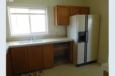 910 Cowl St #14, Milton-Freewater, OR 97862 - Photo 12