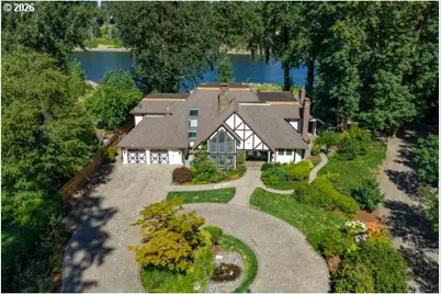 5075 Mapleton Dr, West Linn, OR 97068 - Photo 4
