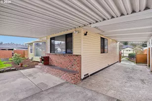 1907 W 37th St, Vancouver, WA 98660 - Photo 4