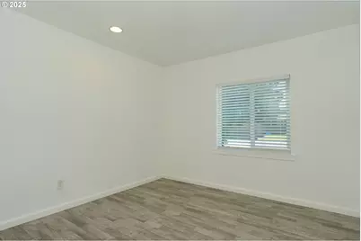 2650 SE 164th Ave, Portland, OR 97236 - Photo 14