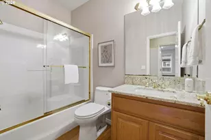 21875 SW Fuller Dr, Tualatin, OR 97062 - Photo 20