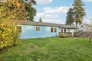 224 NE 92nd Pl, Portland, OR 97220 - Photo 4