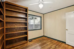 224 NE 92nd Pl, Portland, OR 97220 - Photo 34