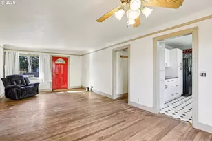 224 NE 92nd Pl, Portland, OR 97220 - Photo 14