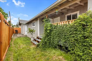 1331 NE Klamath Ave, Roseburg, OR 97470 - Photo 38