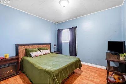 221 Walnut St, Independence, OR 97351 - Photo 12