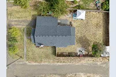 221 Walnut St, Independence, OR 97351 - Photo 26