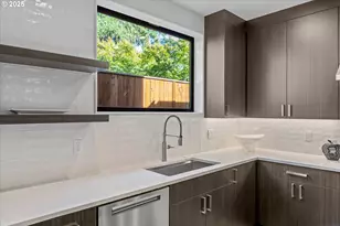 15003 Twin Fir Rd, Lake Oswego, OR 97035 - Photo 10