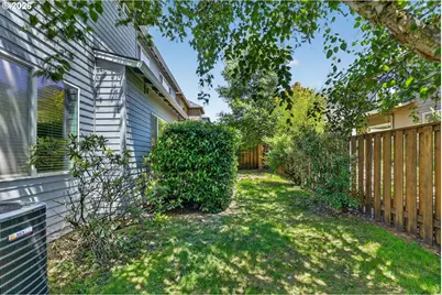 5798 NE Tunbridge St, Hillsboro, OR 97124 - Photo 48
