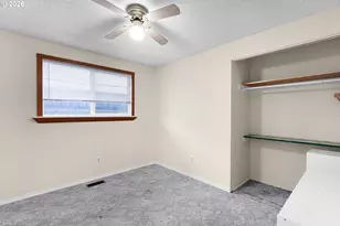 2082 Bel Air Ct, Roseburg, OR 97471 - Photo 20