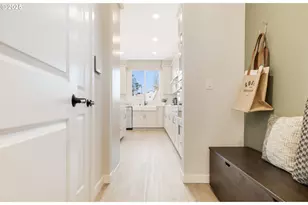 354 W Maple St, Washougal, WA 98671 - Photo 14