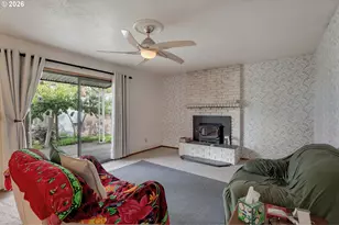 39 NE 113th Pl, Portland, OR 97220 - Photo 10
