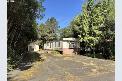 1600 Rhododendron Dr #113, Florence, OR 97439 - Photo 2
