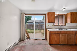825 S Magnolia St, Cornelius, OR 97113 - Photo 10