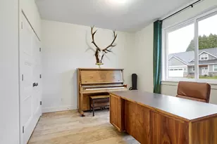 833 Hawk Dr, Silverton, OR 97381 - Photo 16