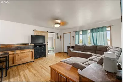 548 NE Fir St, Pilot Rock, OR 97868 - Photo 6