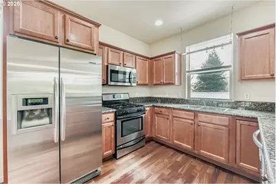 7912 NE Klickitat St, Portland, OR 97213 - Photo 10