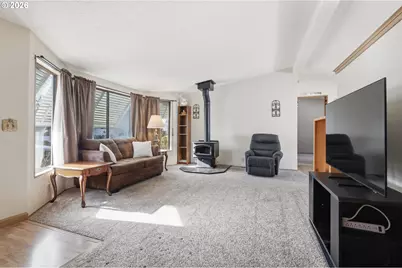 100 SW 195th Ave #204, Beaverton, OR 97006 - Photo 4