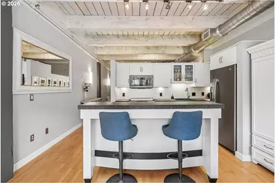 416 NW 13th Ave #204, Portland, OR 97209 - Photo 16