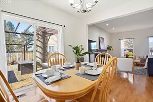 404 E Brandon Dr, Newberg, OR 97132 - Photo 6