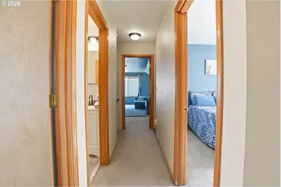 404 E Brandon Dr, Newberg, OR 97132 - Photo 12