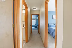 404 E Brandon Dr, Newberg, OR 97132 - Photo 12