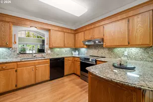 1735 NE 169th Ave, Portland, OR 97230 - Photo 10