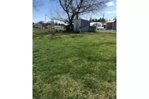 302 W 3rd St, Wallowa, OR 97885 - Photo 10