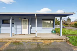2612 Esther St, Vancouver, WA 98660 - Photo 2