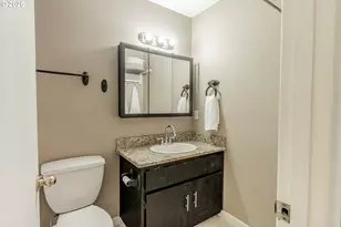 2327 SE Lee Ln, Portland, OR 97233 - Photo 18