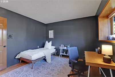 6820 SW Dover St, Portland, OR 97225 - Photo 16
