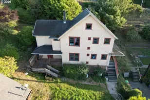 152 Washington St, Astoria, OR 97103 - Photo 2