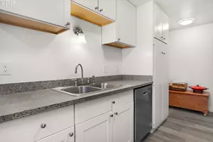 1255 Avenue A, Seaside, OR 97138 - Photo 32