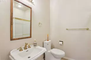 16765 SW Blackberry Ln, Beaverton, OR 97007 - Photo 18