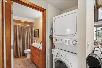 18989 NE Marine Dr #15, Portland, OR 97230 - Photo 16