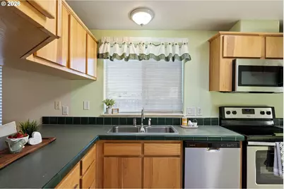 145 River Rd #13, Junction City, OR 97448 - Photo 12