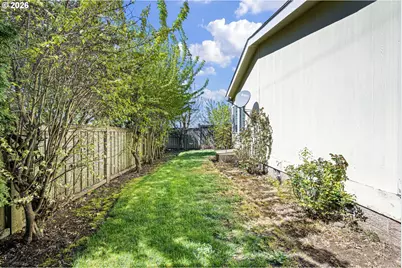 145 River Rd #13, Junction City, OR 97448 - Photo 40