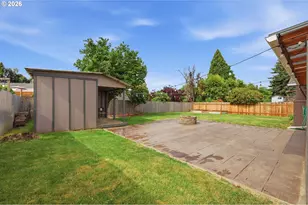 1082 Dondea St, Springfield, OR 97478 - Photo 30
