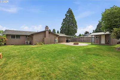 1082 Dondea St, Springfield, OR 97478 - Photo 32