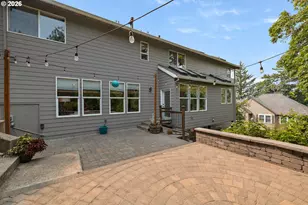 3234 SW Parsons Ct, Portland, OR 97219 - Photo 26
