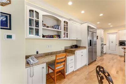 245 Fairway Village Ln, Roseburg, OR 97471 - Photo 16