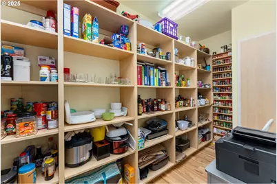 245 Fairway Village Ln, Roseburg, OR 97471 - Photo 22