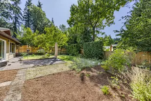 2258 Brittany St, Eugene, OR 97405 - Photo 26