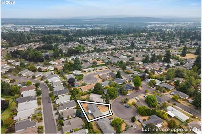 15215 NE Schuyler Ct, Portland, OR 97230 - Photo 40