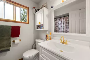 15215 NE Schuyler Ct, Portland, OR 97230 - Photo 18