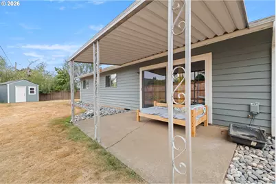 15215 NE Schuyler Ct, Portland, OR 97230 - Photo 26
