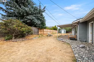 15215 NE Schuyler Ct, Portland, OR 97230 - Photo 24
